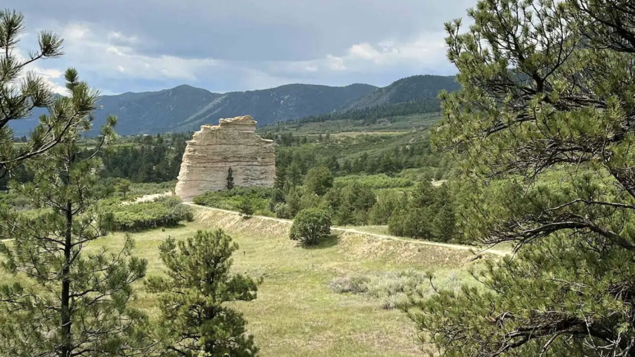 Photo of Outdoor in Monument