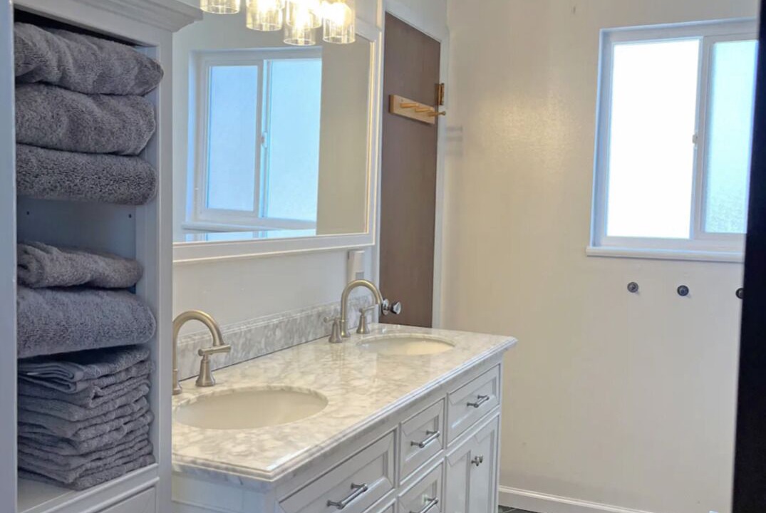 Photo of Bathroom in Monument