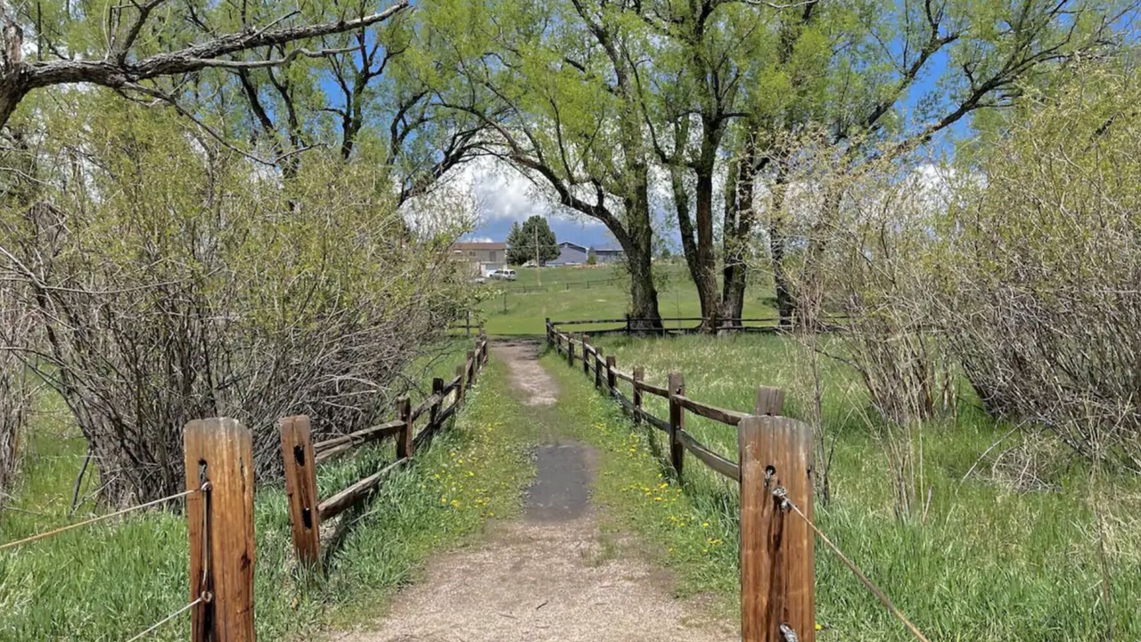 Photo of Outdoor in Monument