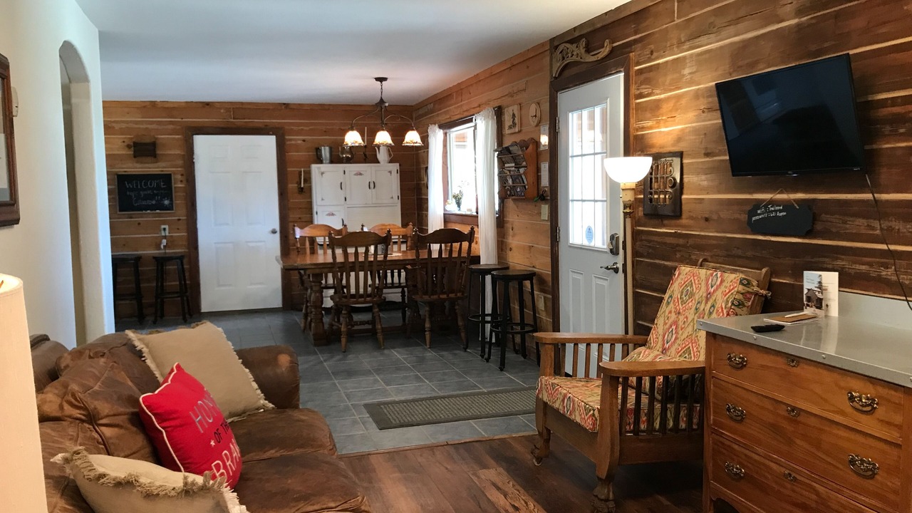Photo of Livingroom in Alpine Village