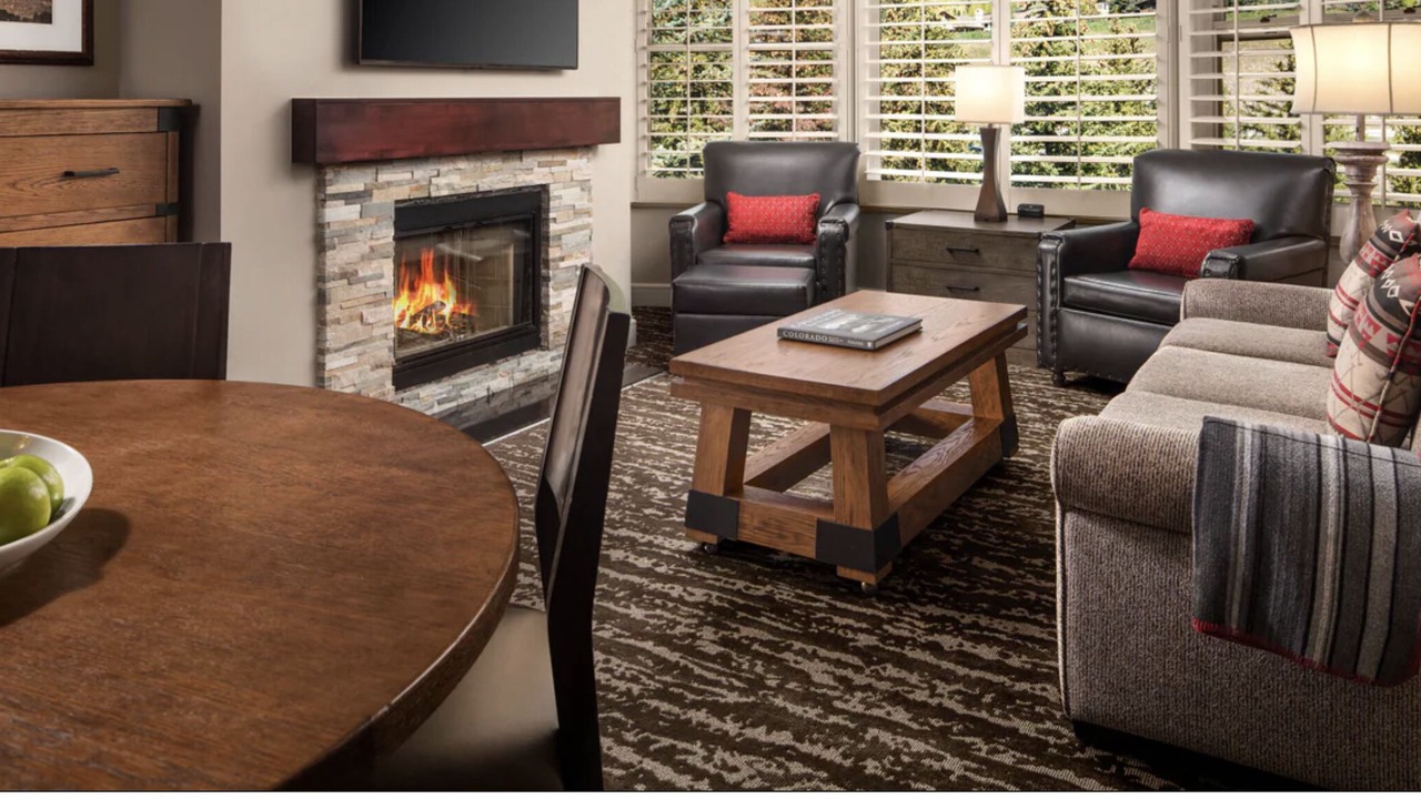 Photo of Livingroom in Highland Meadows