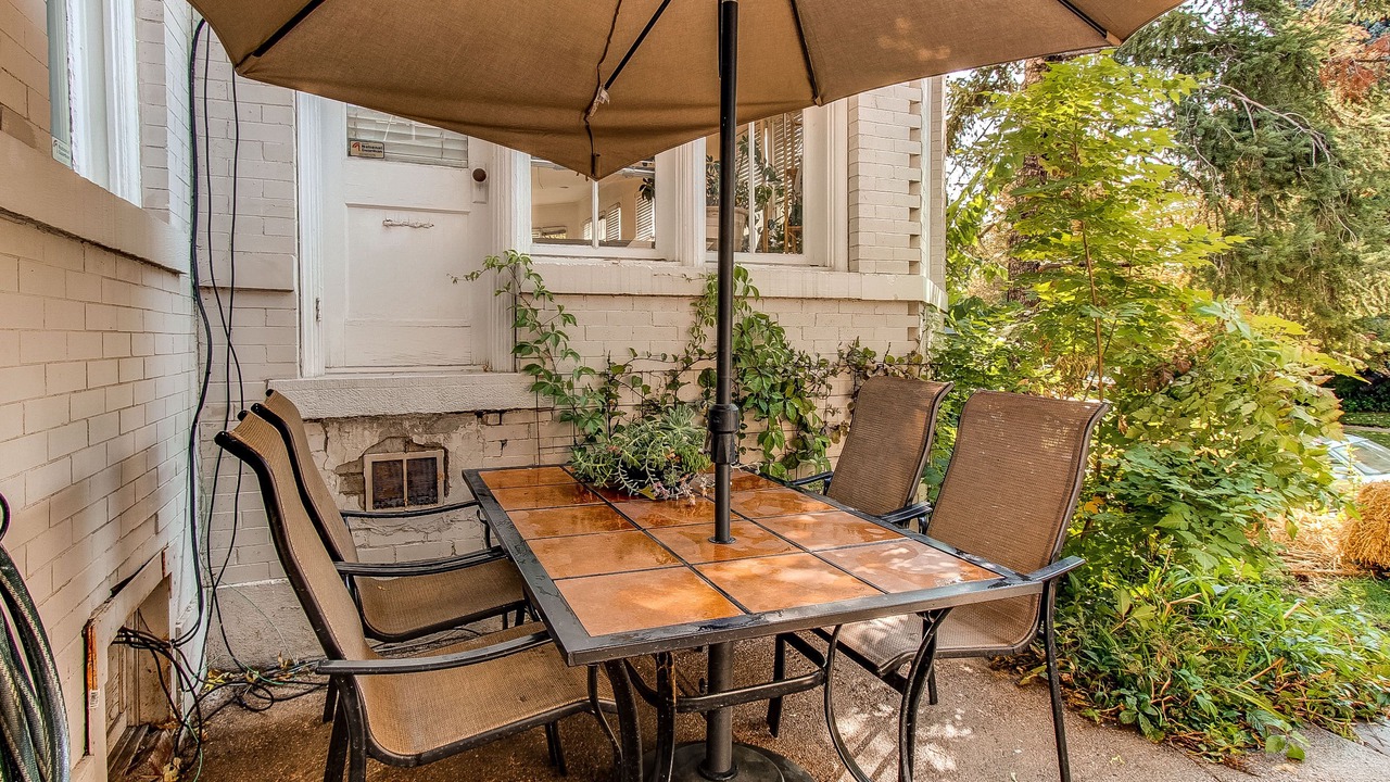 Photo of Outdoor in Alamo Placita