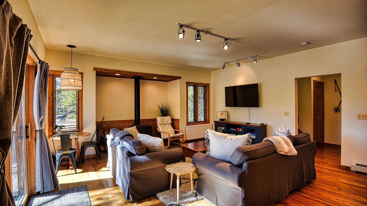 Photo of Livingroom in Leadville North