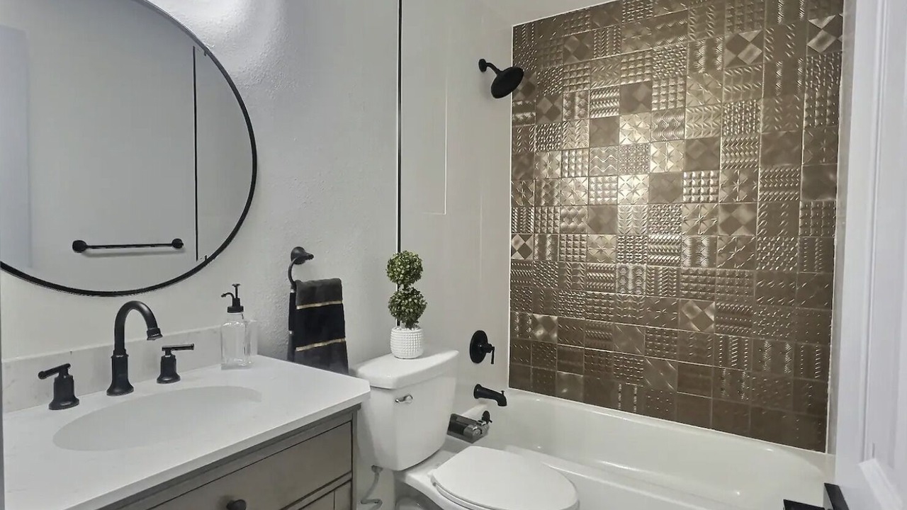 Photo of Bathroom in Loveland