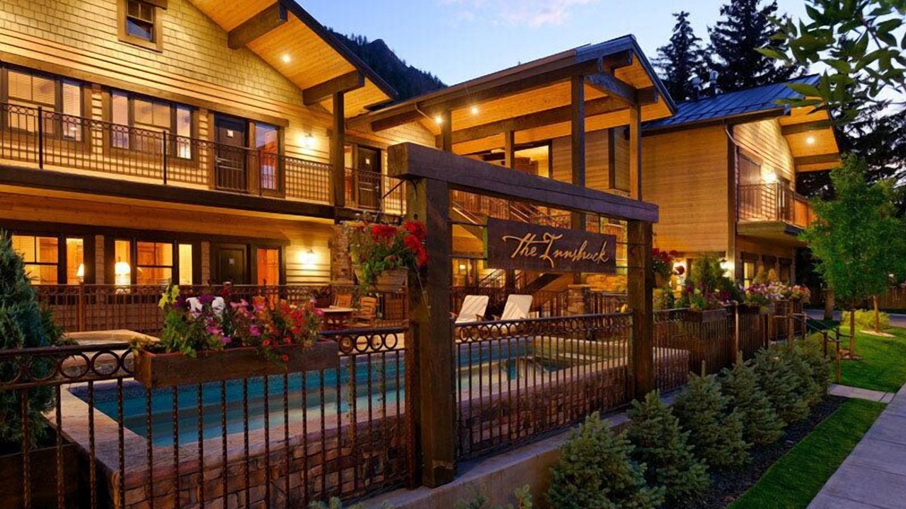 Photo of Outdoor in West End