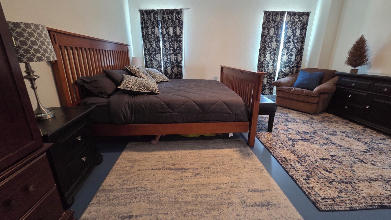 Photo of Bedroom in Larkspur