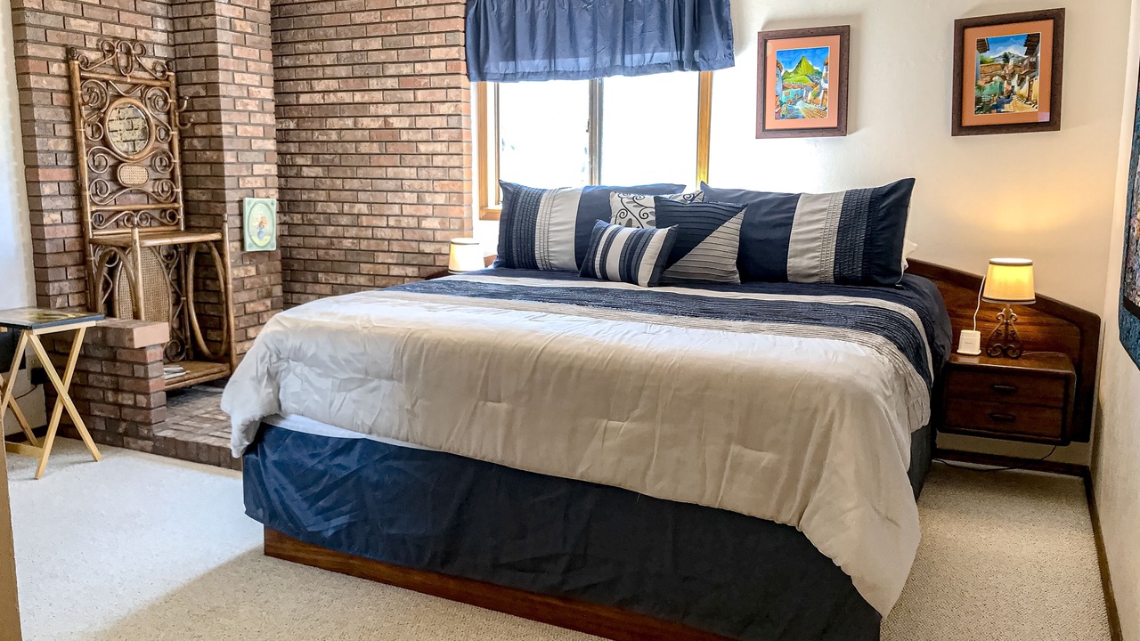 Photo of Bedroom in Alpine Village