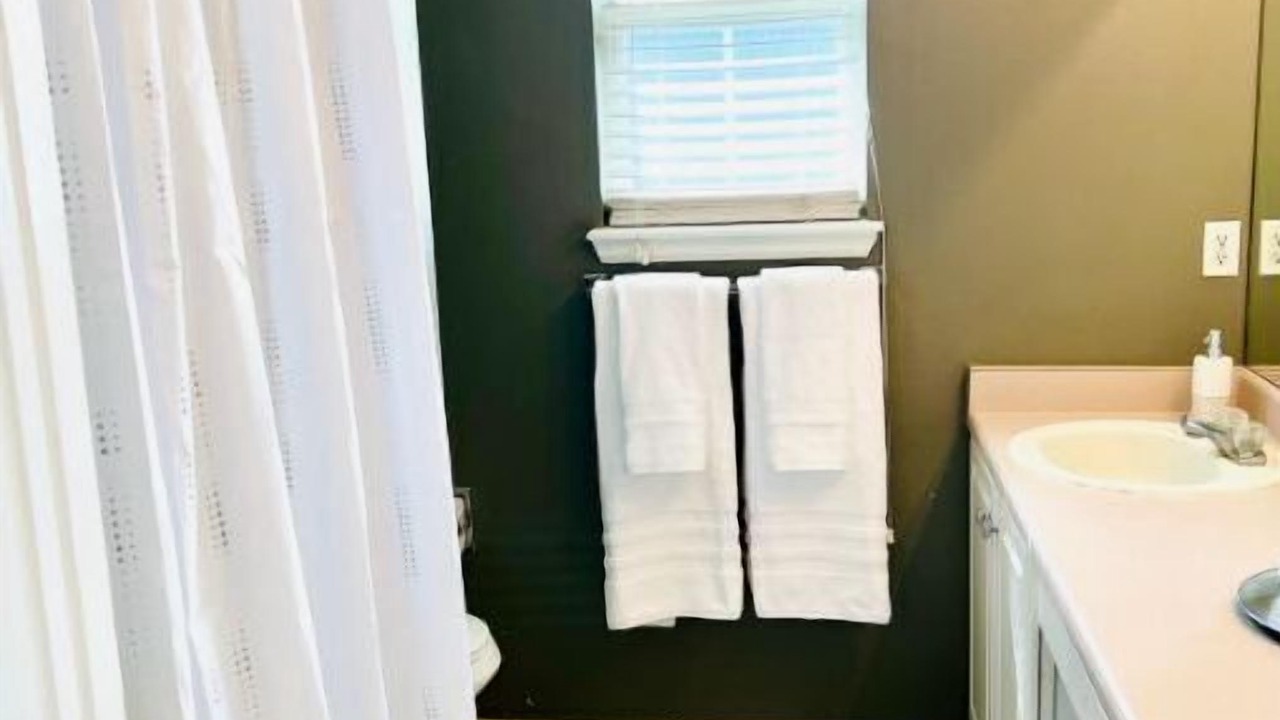 Photo of Bathroom in Green Valley Ranch