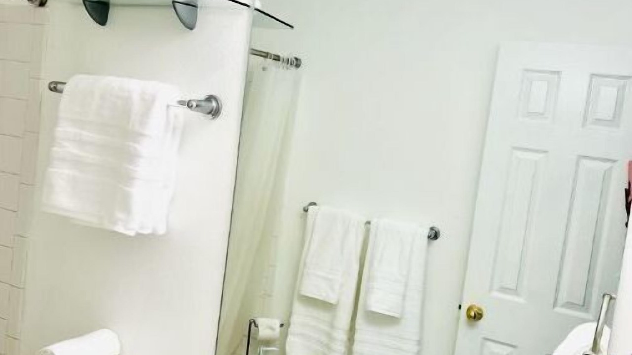 Photo of Bathroom in Green Valley Ranch