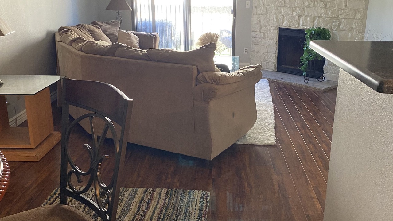 Photo of Livingroom in Lowry Field