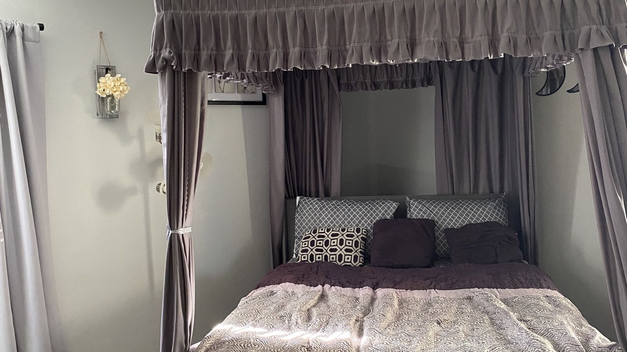 Photo of Bedroom in Lowry Field