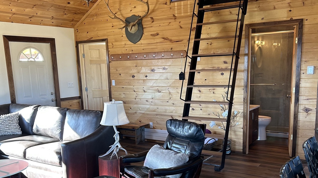 Photo of Livingroom in Indian Mountain