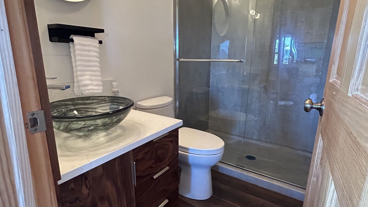 Photo of Bathroom in Indian Mountain
