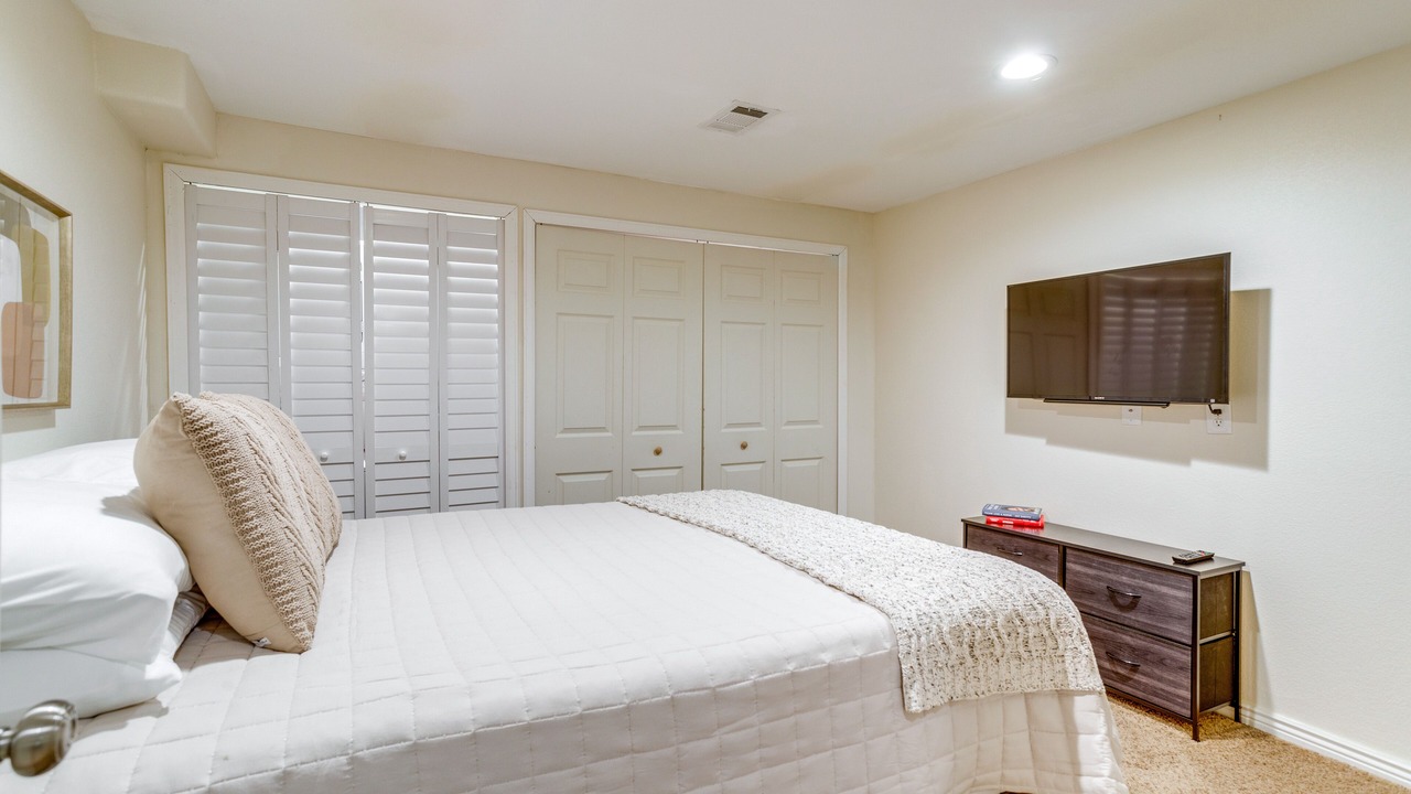 Photo of Bedroom in Highland Park