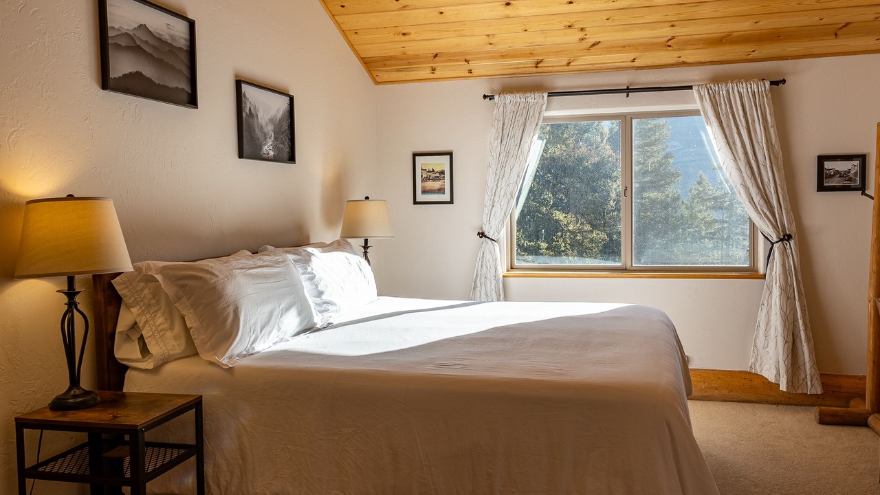 Photo of Bedroom in Alma