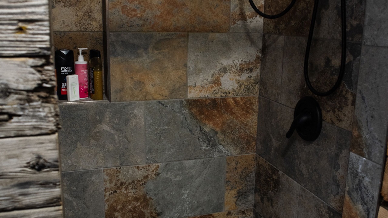 Photo of Bathroom in Pine