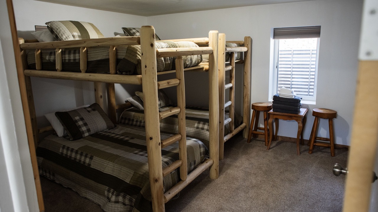 Photo of Bedroom in Pine