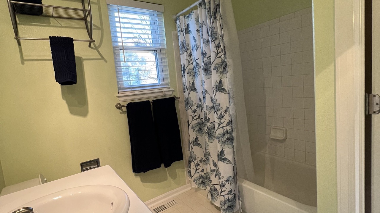 Photo of Bathroom in Aurora