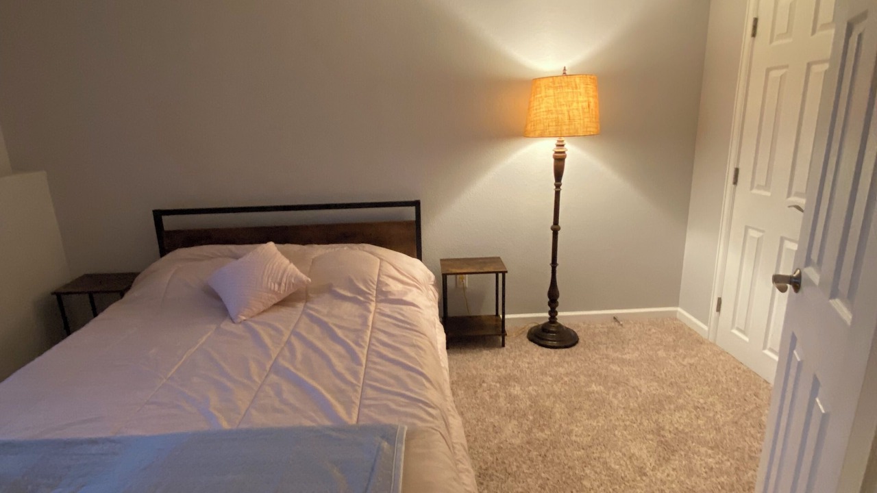 Photo of Bedroom in Aurora