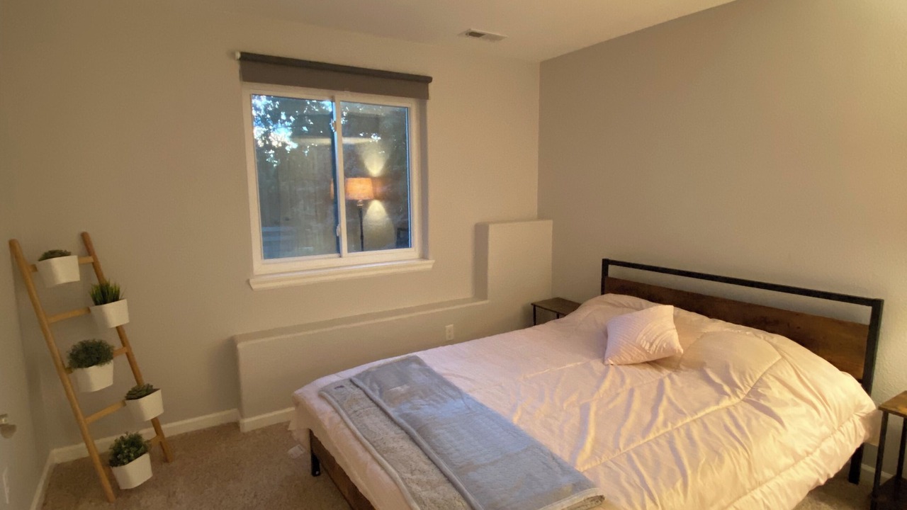 Photo of Bedroom in Aurora