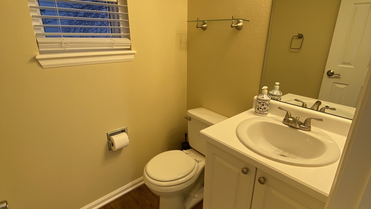 Photo of Bathroom in Aurora