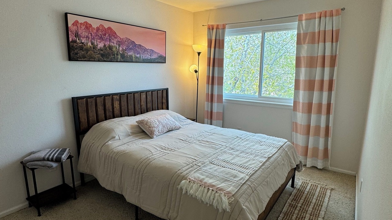Photo of Bedroom in Aurora