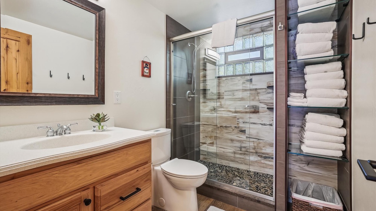 Photo of Bathroom in Warrior's Mark West