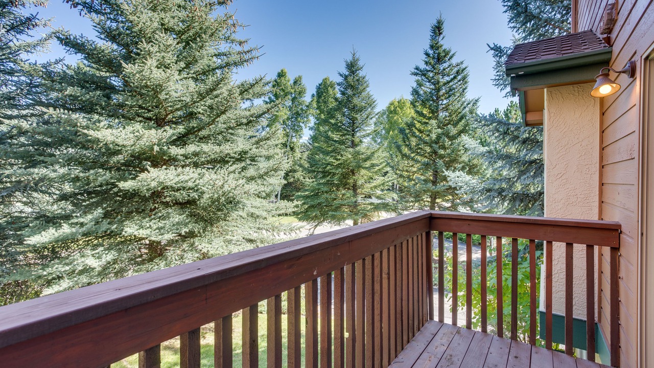 Photo of Patio Balcony in Edwards