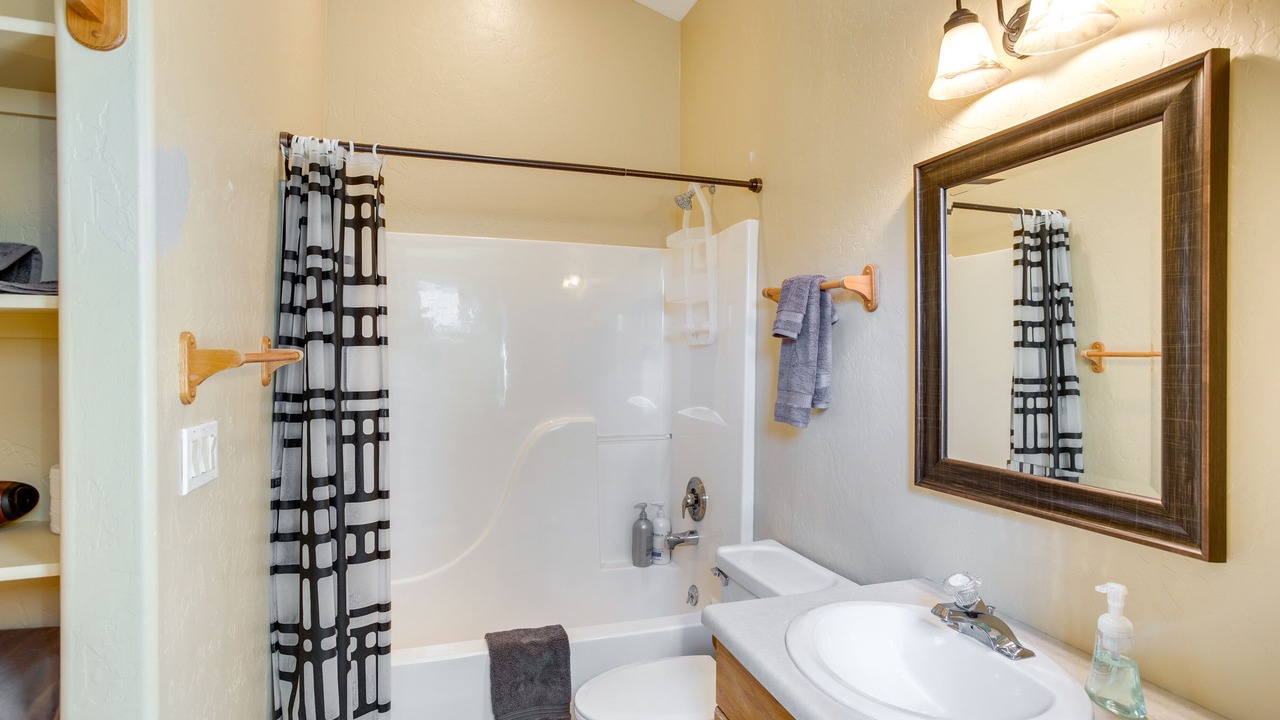 Photo of Bathroom in Edwards