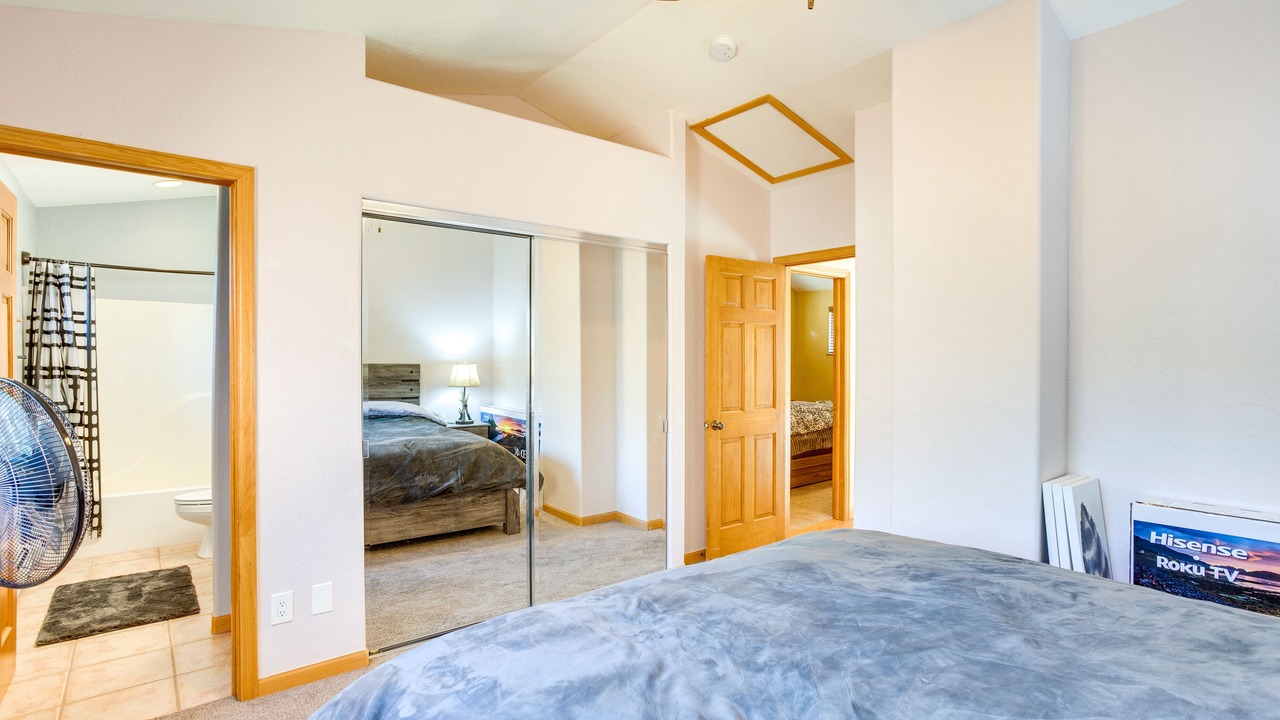 Photo of Bedroom in Edwards