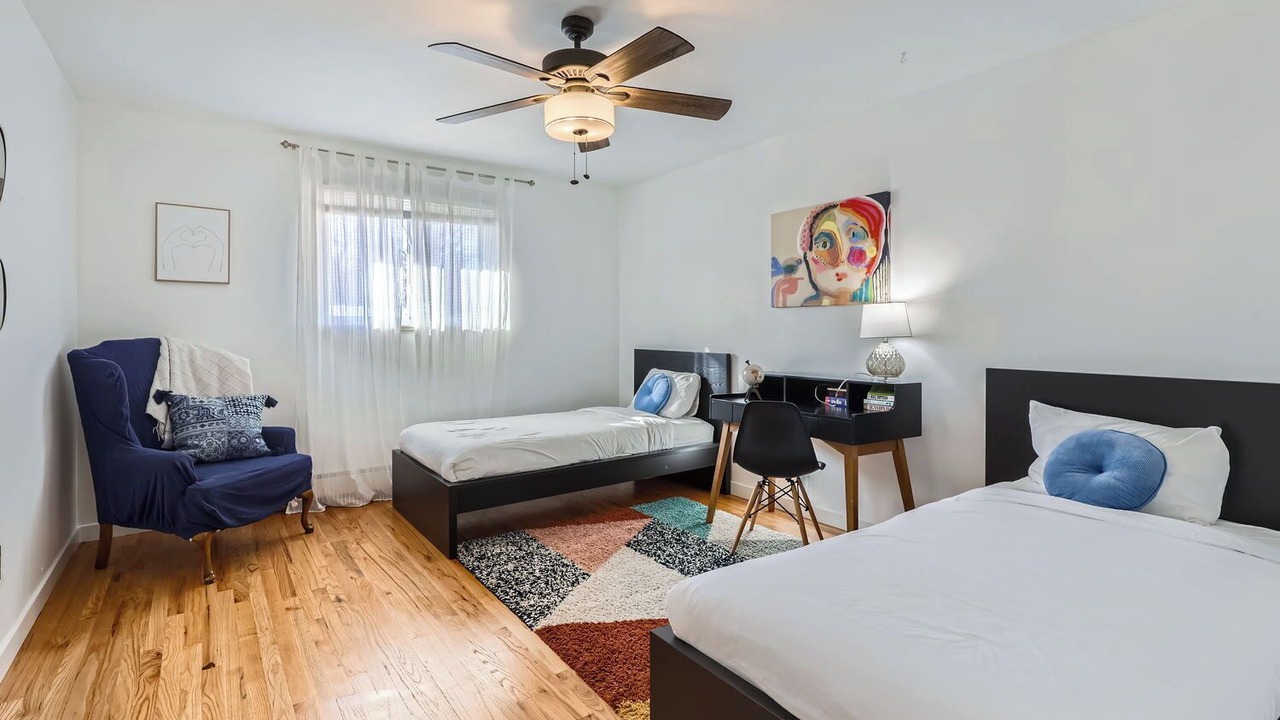 Photo of Bedroom in Applewood Villages