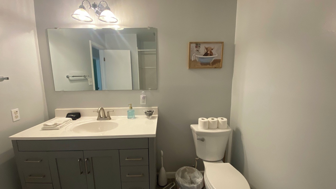 Photo of Bathroom in Applewood Villages