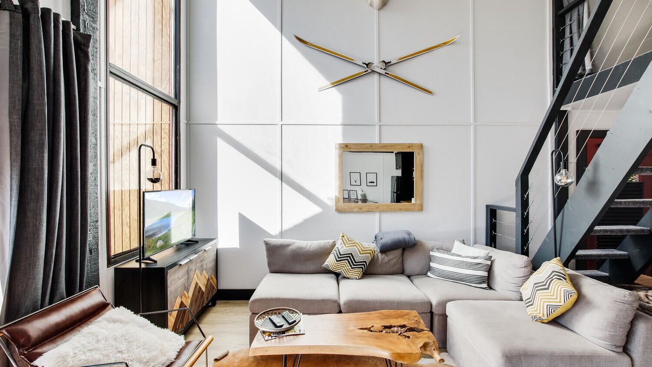 Photo of Livingroom in Baldy Mountain