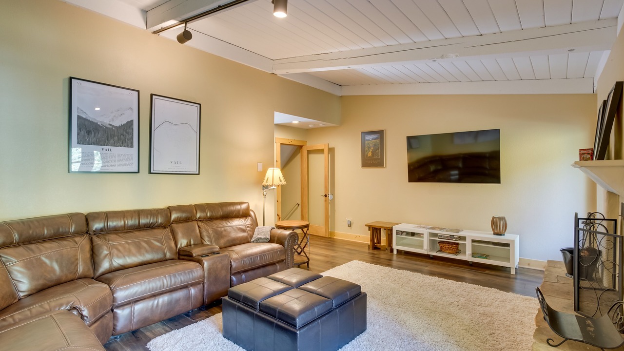 Photo of Livingroom in Intermountain