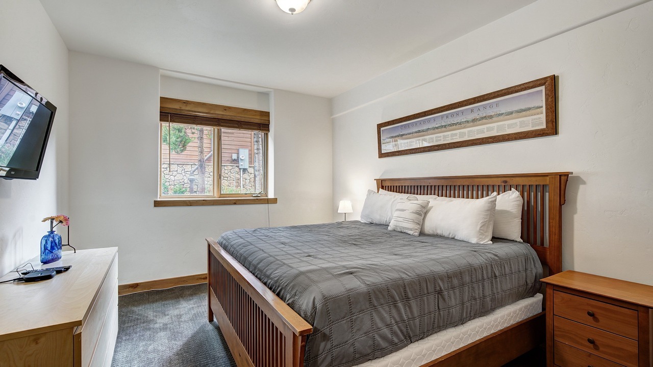 Photo of Bedroom in Woodmoor