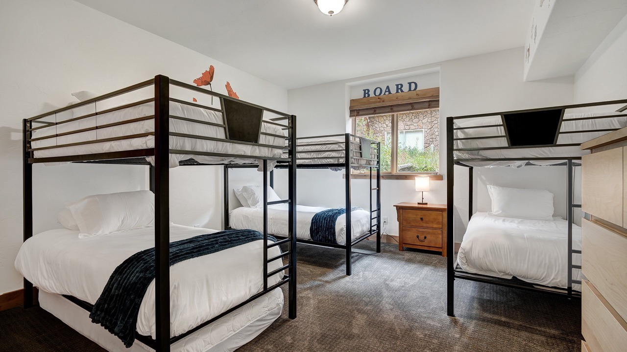 Photo of Bedroom in Woodmoor
