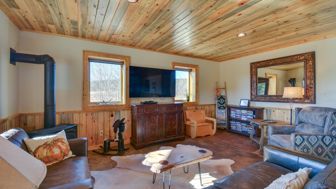 Photo of Livingroom in Fairplay