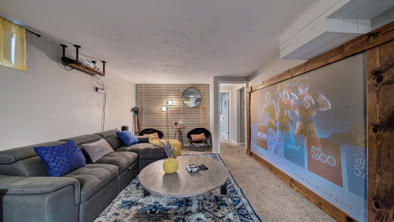Photo of Livingroom in Central Colorado Springs