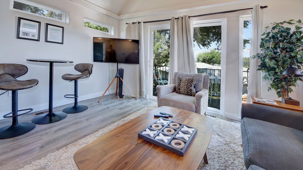 Photo of Livingroom in Central Colorado Springs