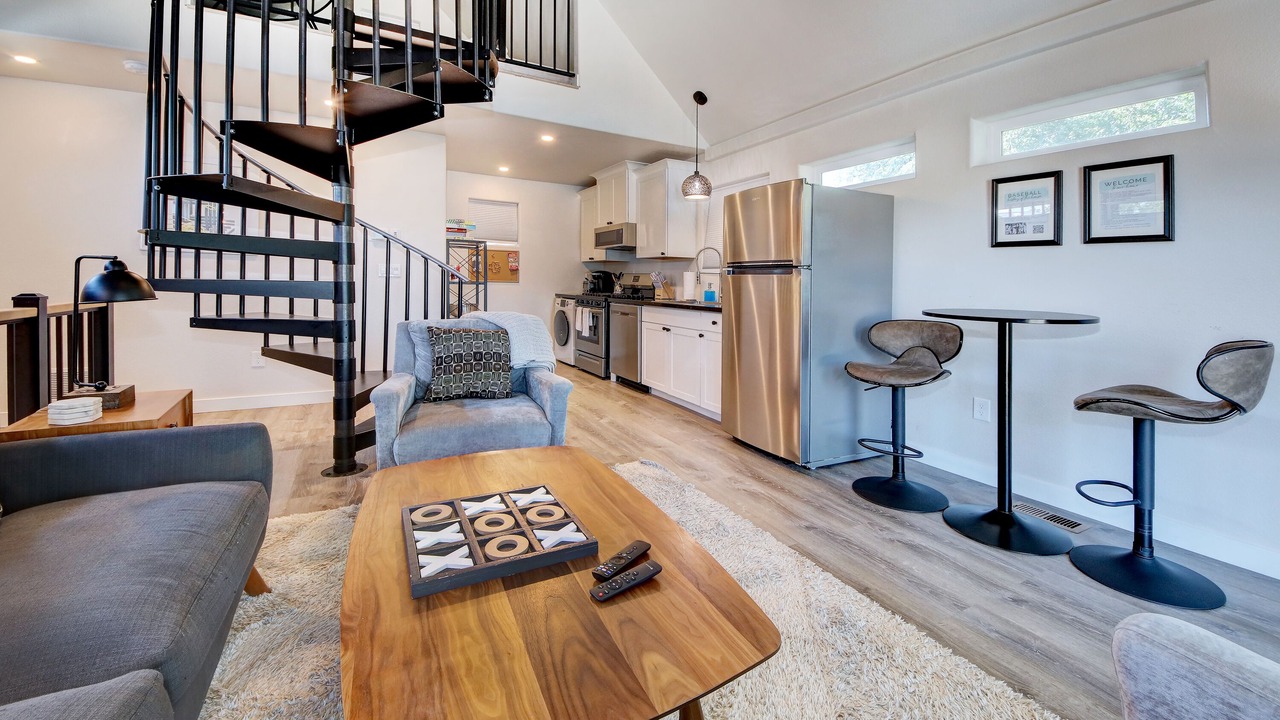 Photo of Livingroom in Central Colorado Springs