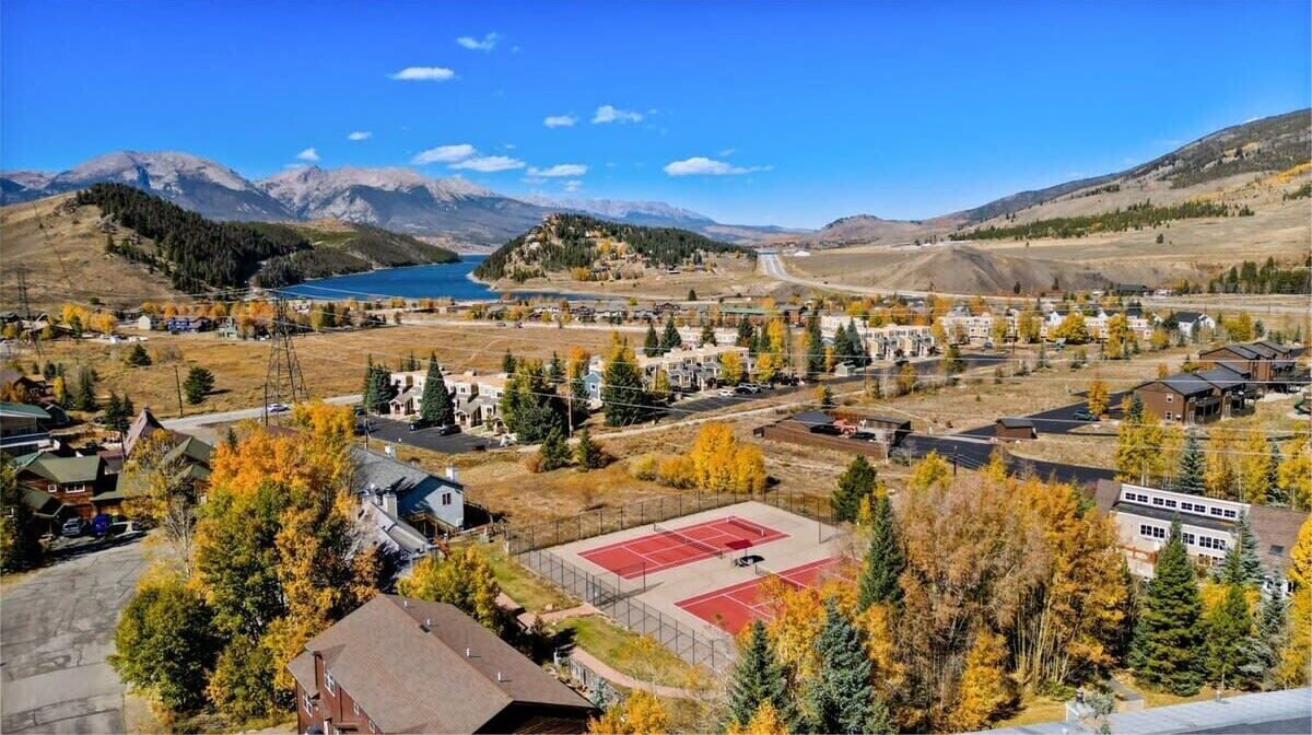 Photo of Outdoor in Summit Cove