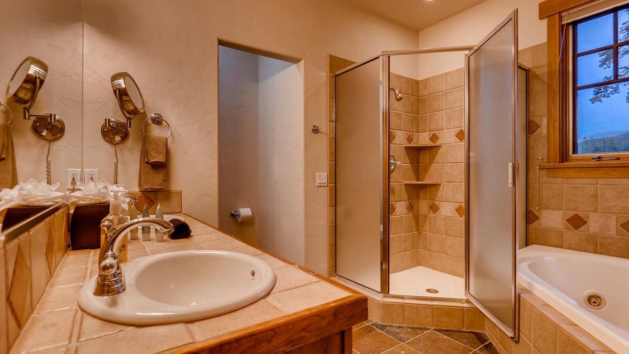 Photo of Bathroom in Breckenridge Heights
