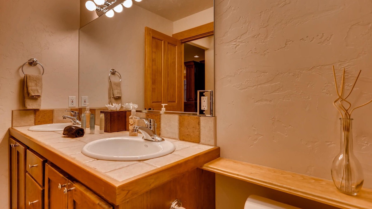 Photo of Bathroom in Breckenridge Heights