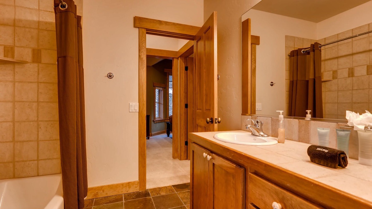 Photo of Bathroom in Breckenridge Heights