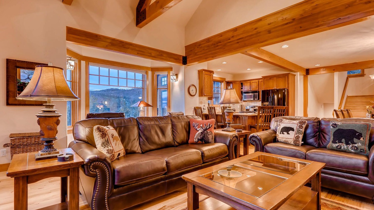 Photo of Livingroom in Breckenridge Heights