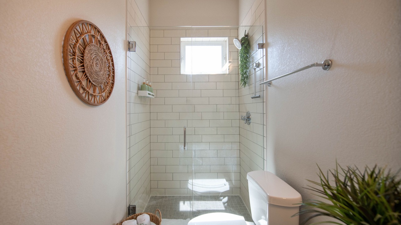 Photo of Bathroom in Goldsmith
