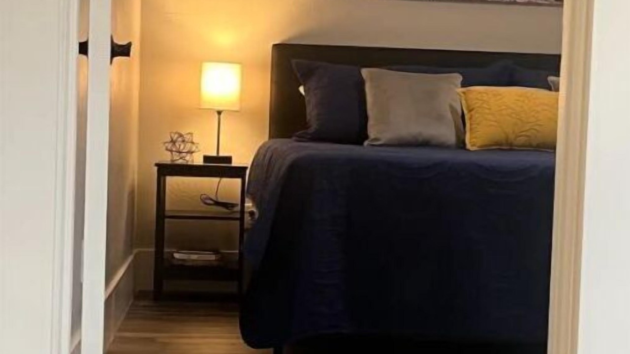 Photo of Bedroom in Manitou Springs Historic District