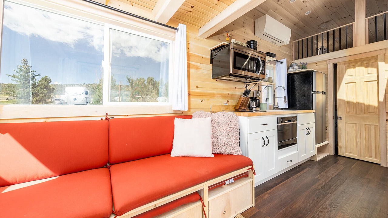 Photo of Livingroom in Montrose
