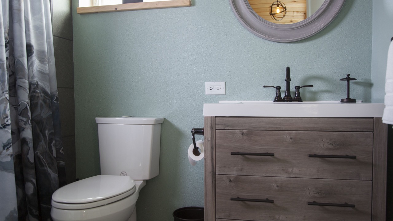 Photo of Bathroom in University Park