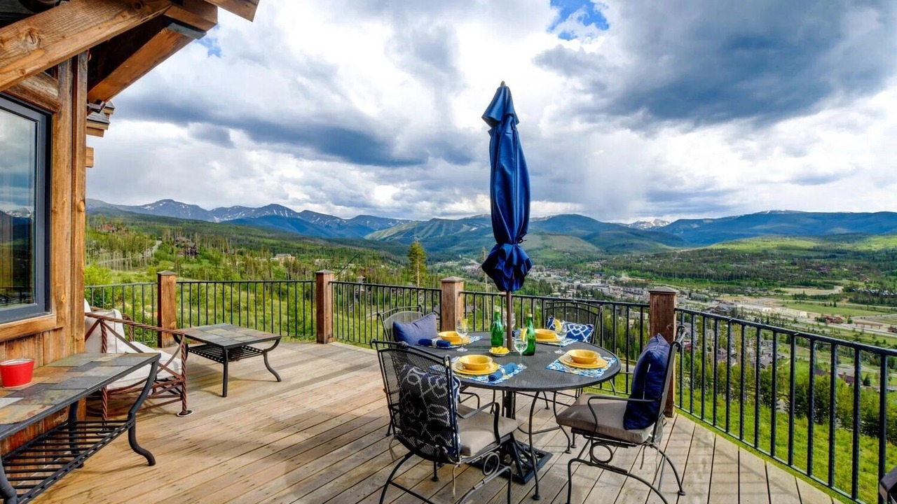 Photo of Outdoor in Rendezvous